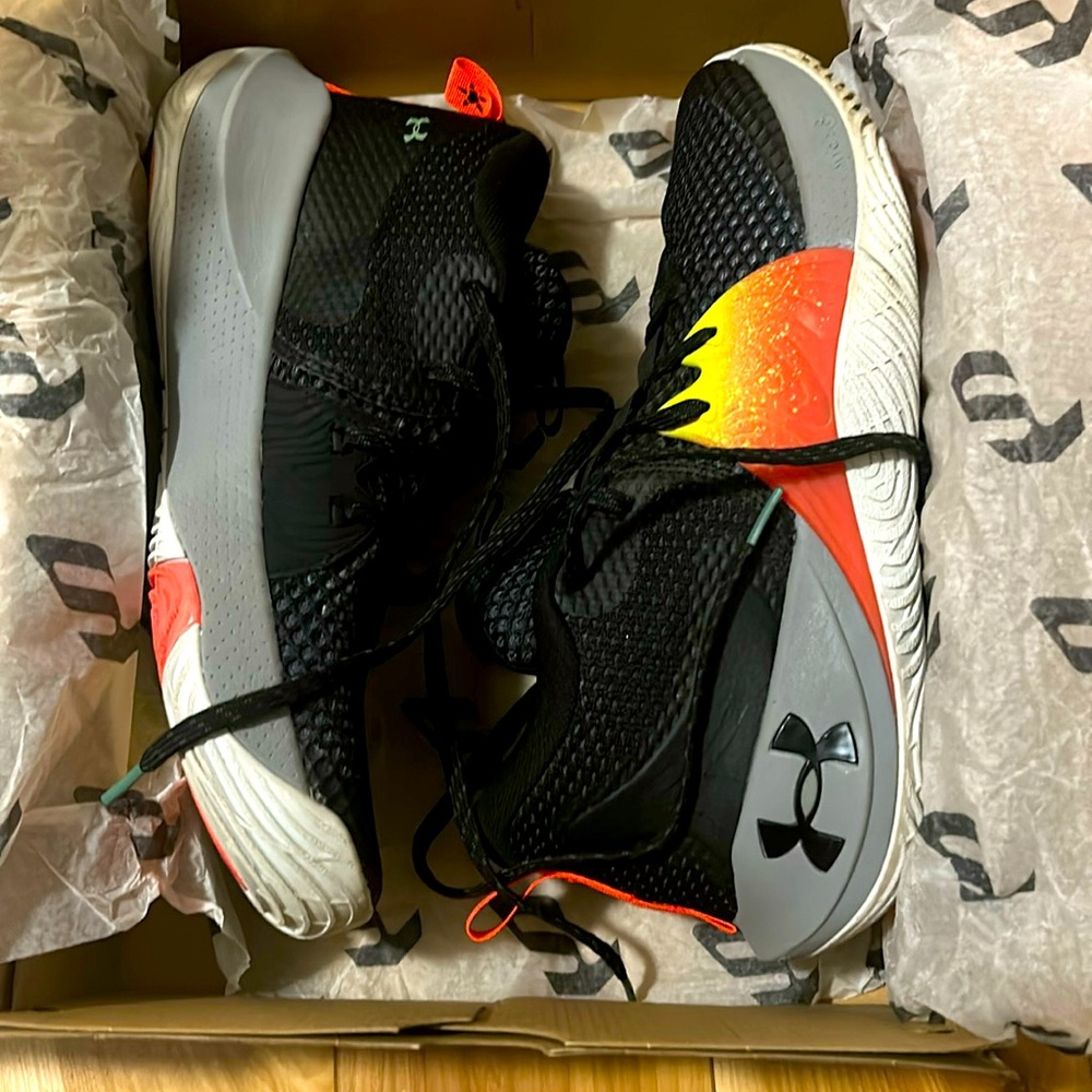 Never worn, under armor embid 1